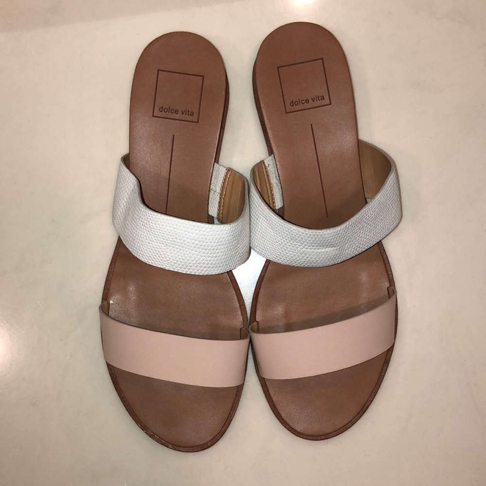 Dolce Vita pink and white sandals - Picture 2 of 4